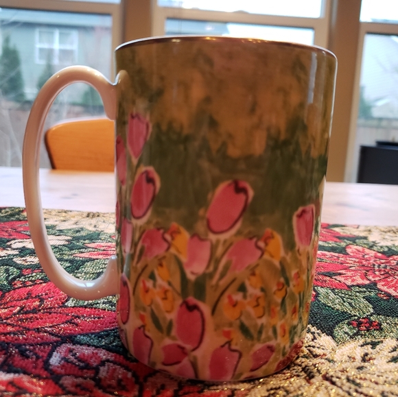 Mugs - Picture 8 of 11